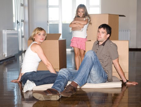 Renovation furniture placed into short-term storage in Collierswood