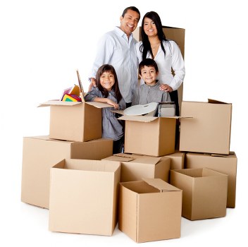Packing and loading items for a move in Collierswood